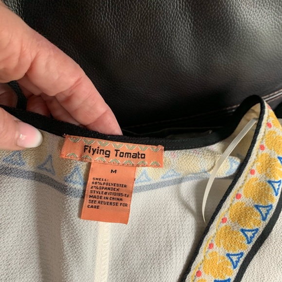 Summer top! - Picture 4 of 4